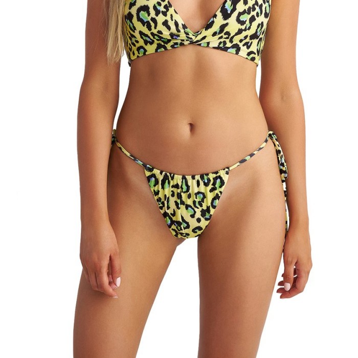 Blu4u γυναικείο μαγίο bottom brazilian animal print σε neon κίτρινο χρώμα. Κοφτό brazilian με κορδόνια στο πλάι και σούρα στο επάνω μέρος  24365236-16