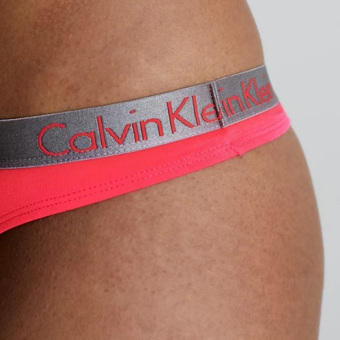 Calvin Klein thong σε κοραλί χρώμα με γκρι λάστιχο QD3539E XCO