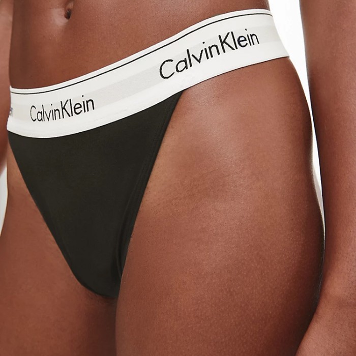 Calvin Klein γυναικείο κυλοτάκι string μαύρο με κορδόνι στο πίσω μέρος QF7013E-UB1